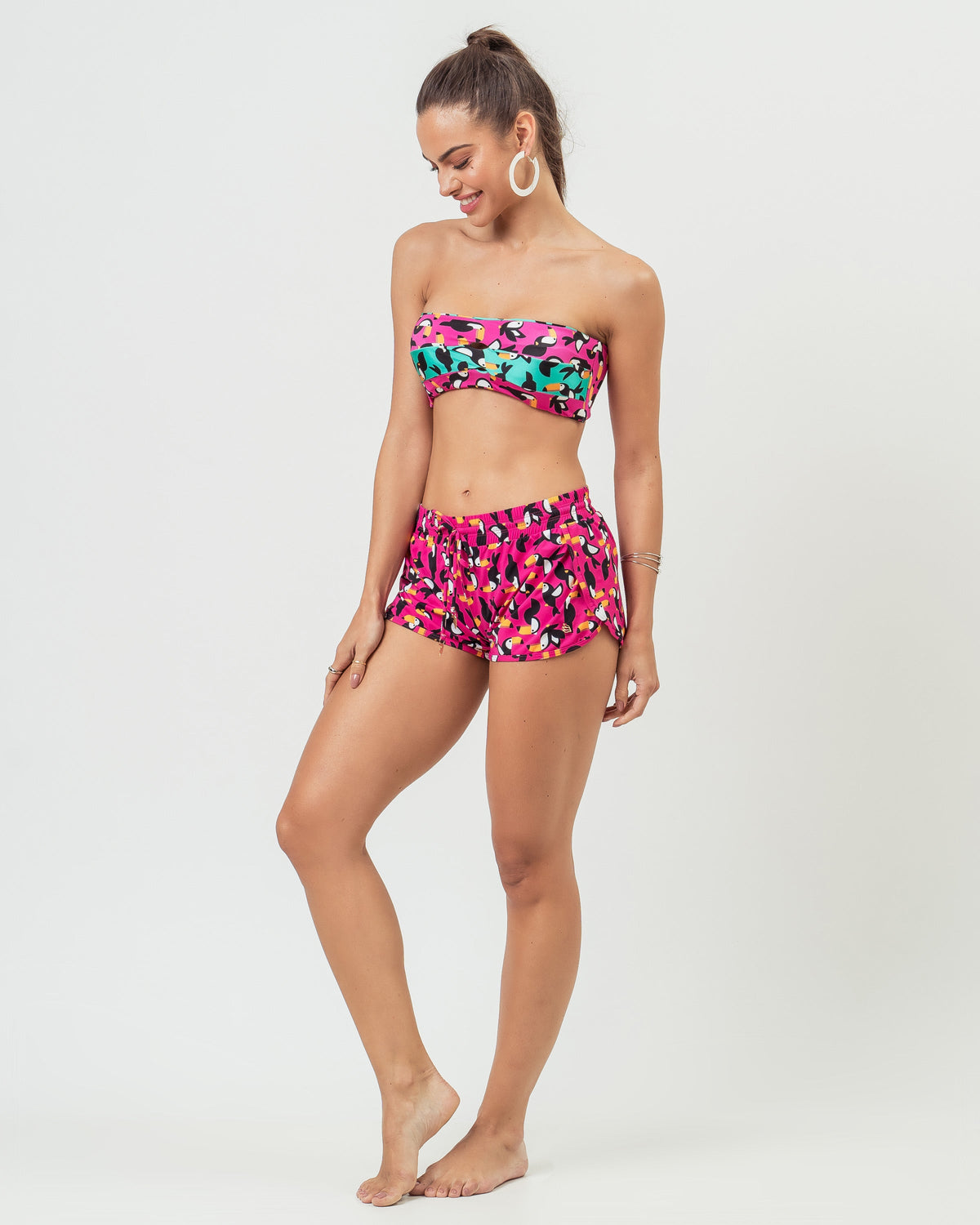 SHORTS ITACARÉ TUCANO ROSA CHOQUE